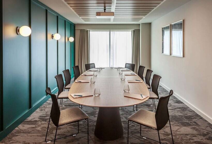 Novotel Cambridge North