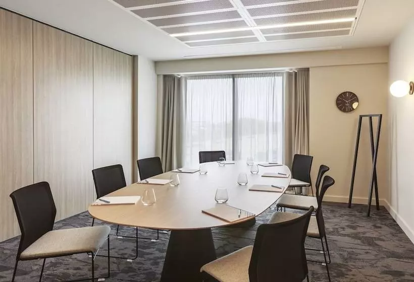 Novotel Cambridge North