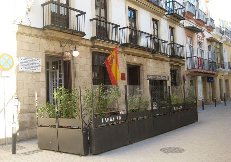 Apartamentos Larga 70