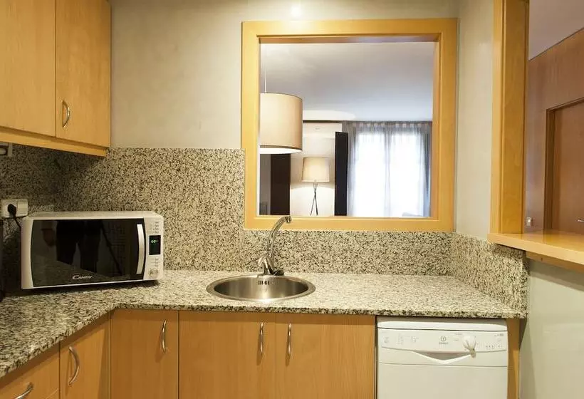 Aspasios Plaza Real Apartments