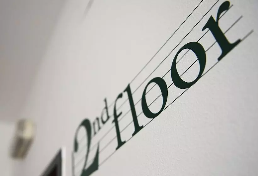 Aspasios Plaza Real Apartments