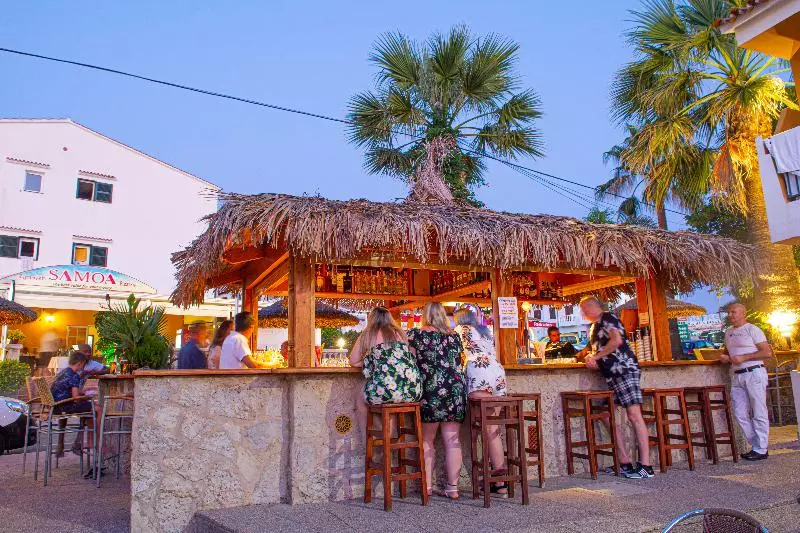 مسافرخانه Sa Paissa