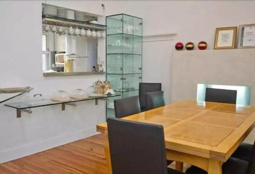 בית מלון כפרי 1555 Malabia House