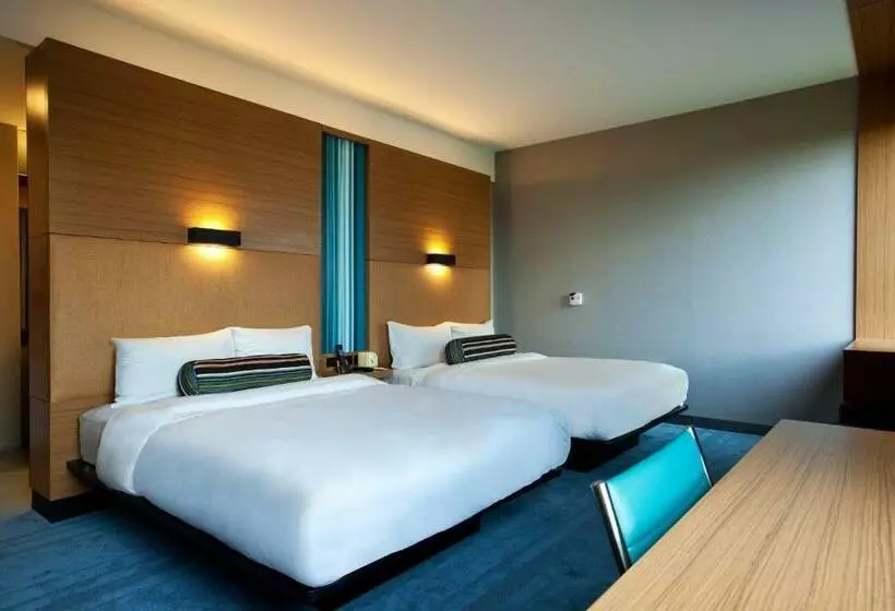 Отель Aloft Chicago O'Hare