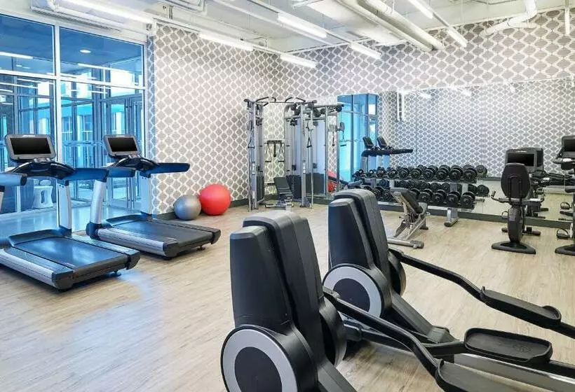 Отель Aloft Chicago O'Hare