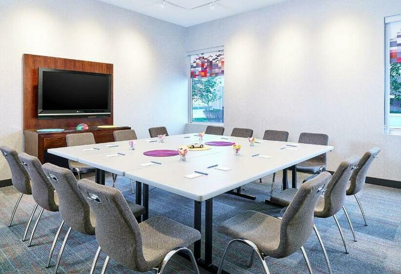 ホテル Aloft Chicago O'Hare