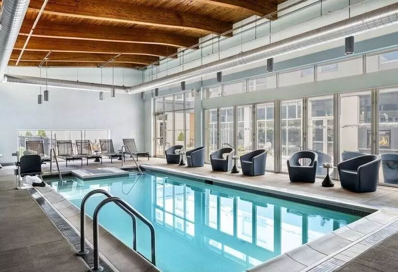 Отель Aloft Chicago O'Hare