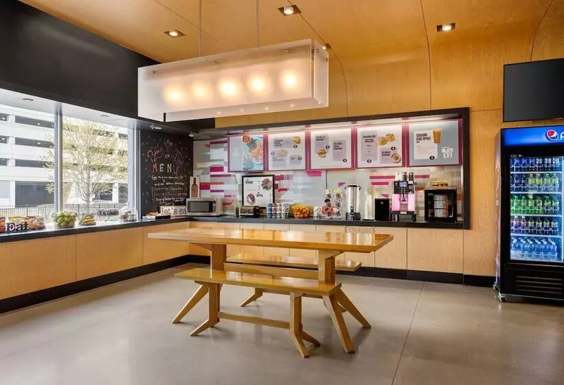 Отель Aloft Chicago O'Hare