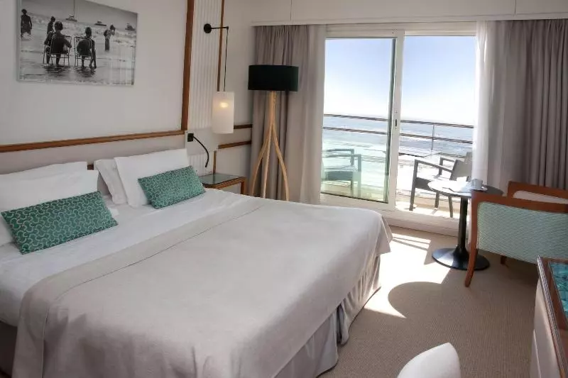 Отель Atlantic Hôtel & Spa