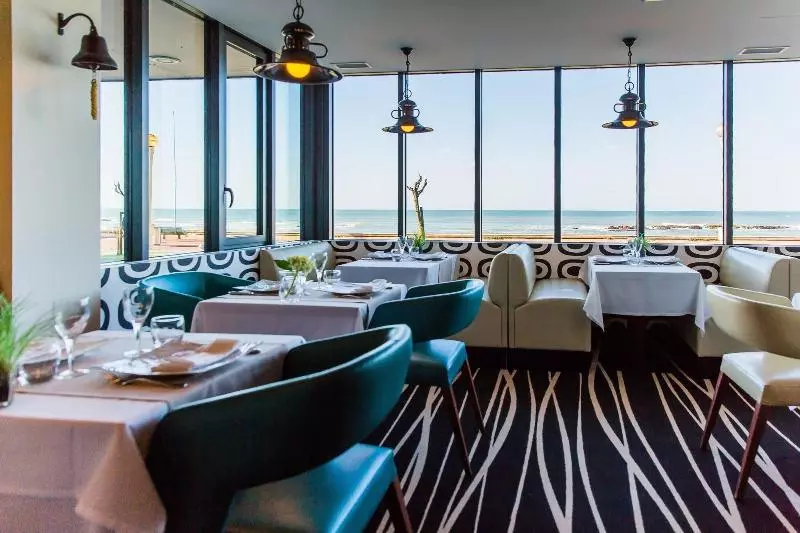 Отель Atlantic Hôtel & Spa