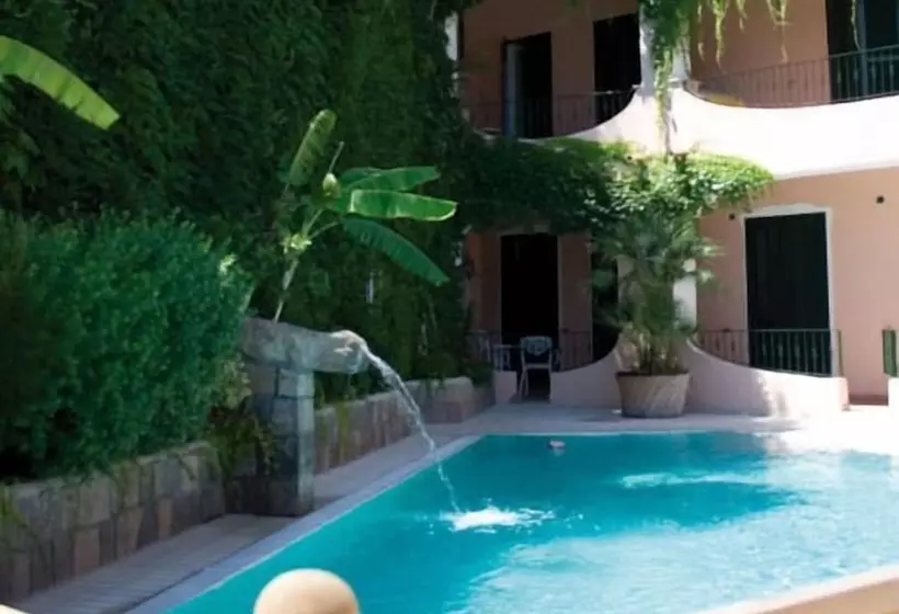 בית מלון כפרי Bellevue Benessere & Relax