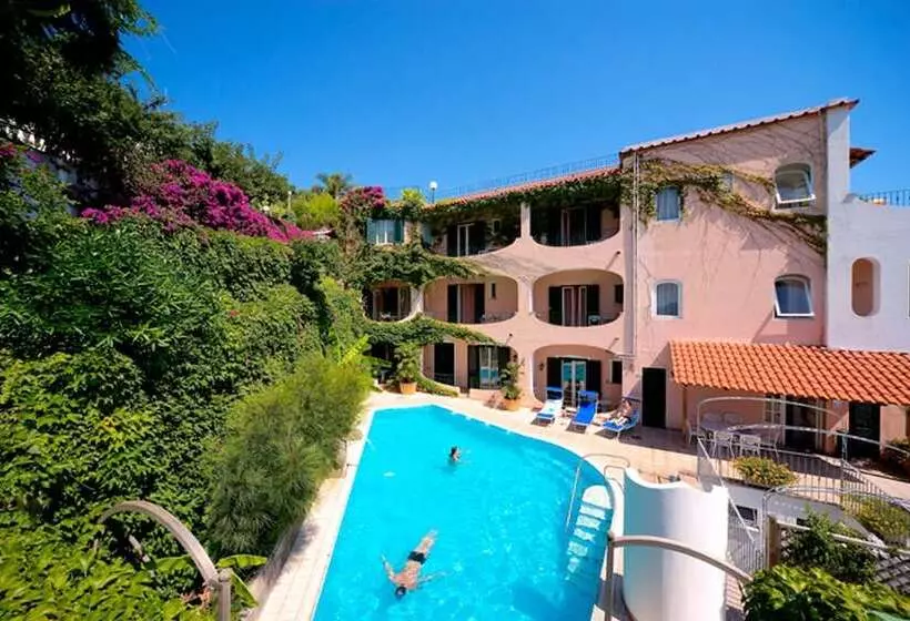 בית מלון כפרי Bellevue Benessere & Relax