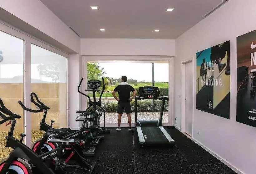 Отель Bom Sucesso Resort