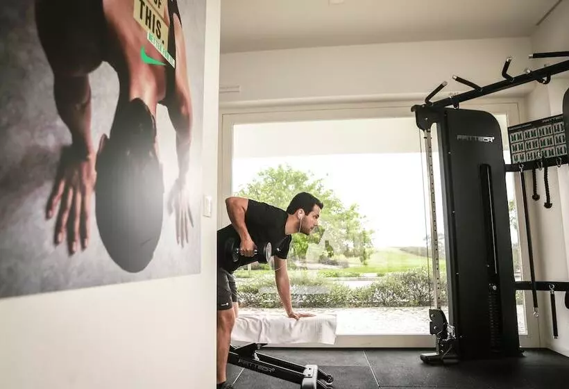 Отель Bom Sucesso Resort