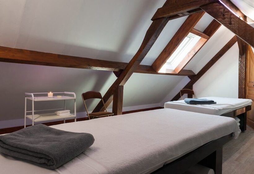 Отель Château Du Landel