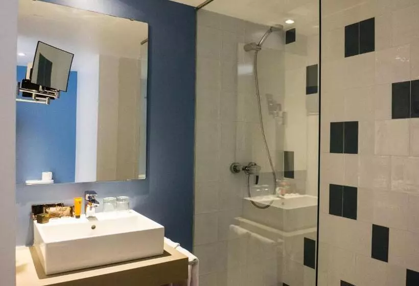 Отель Globales Cala Bona