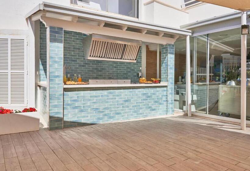 هتل Globales Cala Bona