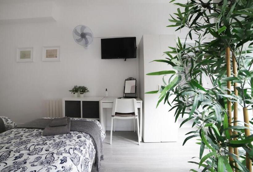 هتل Guest House Triunfo