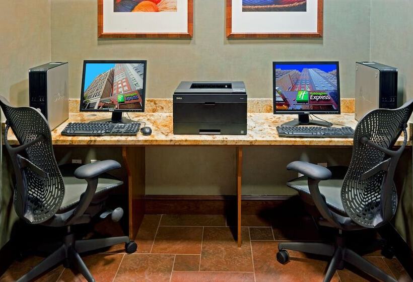 酒店 Holiday Inn Express Times Square, An Ihg