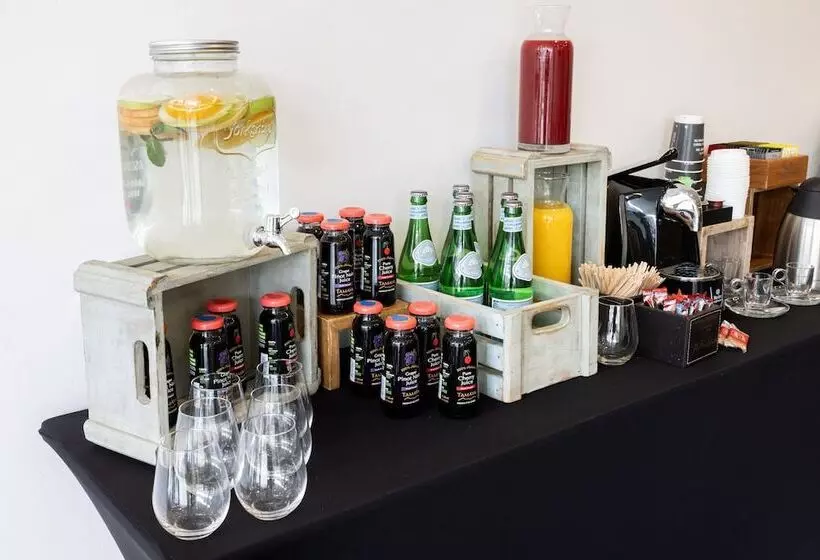 酒店 Holiday Inn Santiago   Airport Terminal, An Ihg