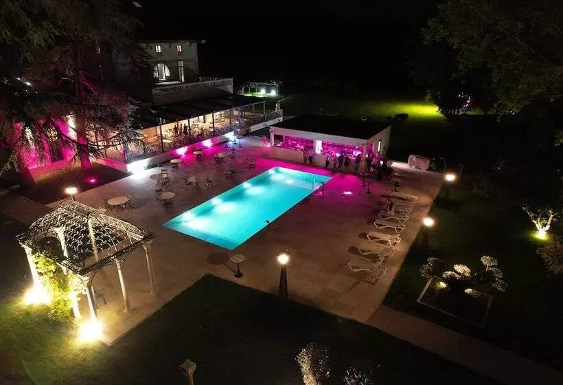 Hotel Séquoias Golf & Ressort