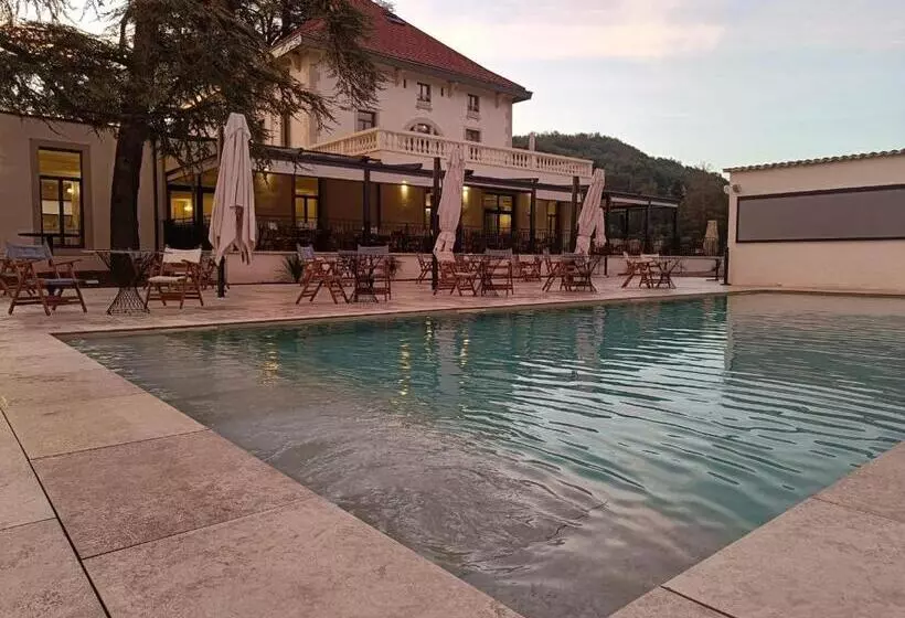 Hotel Séquoias Golf & Ressort