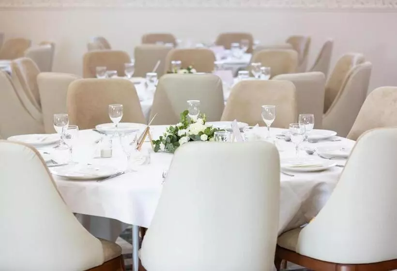 Hotel Séquoias Golf & Ressort