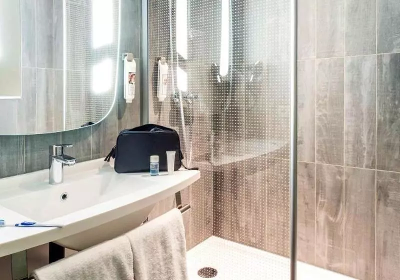 酒店 Ibis Tarbes Odos