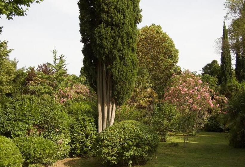 فندق Le Mas Ferrand