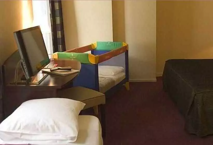 هتل Le Parc Des Fées