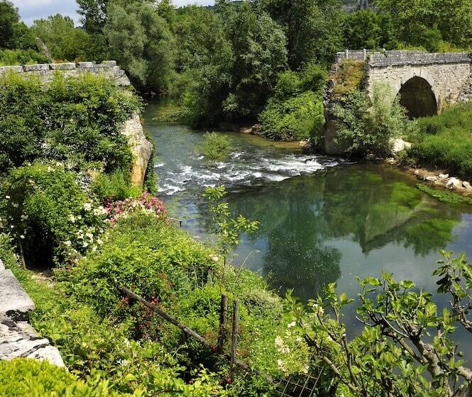 ホテル Le Pont De L Ouysse