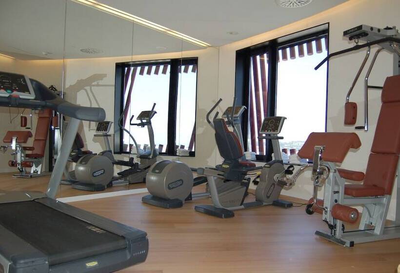 בית מלון כפרי Porta Fira 4 Sup