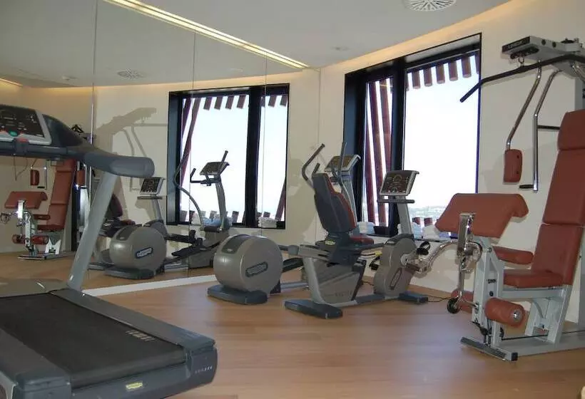 בית מלון כפרי Porta Fira 4 Sup