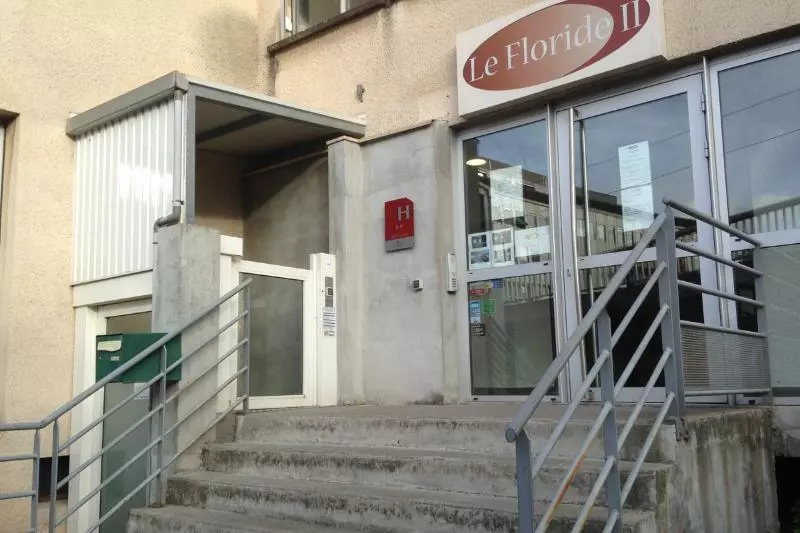 בית מלון כפרי P'tit Dej-Hôtel Clermont-Ferrand Centre