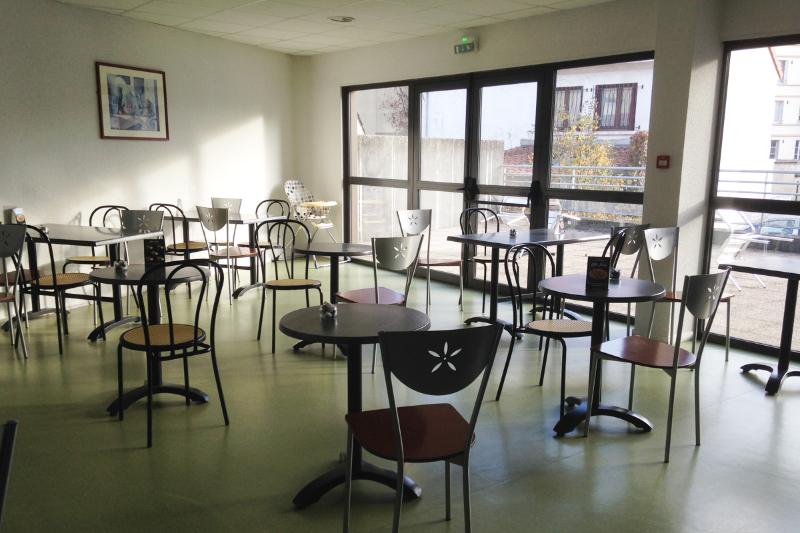 호텔 P'tit Dej-Hôtel Clermont-Ferrand Centre