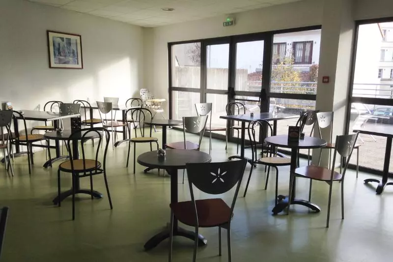 בית מלון כפרי P'tit Dej-Hôtel Clermont-Ferrand Centre