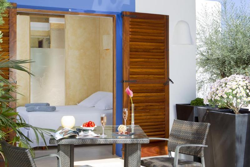 Сельский отель Ca Na Xica   Hotel & Spa