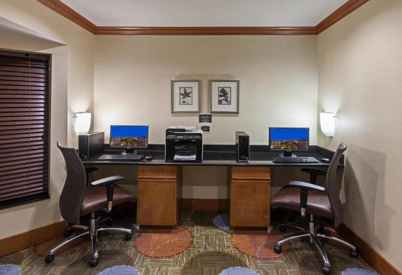 호텔 Staybridge Suites Northwest Near Six Flags Fiesta, An Ihg