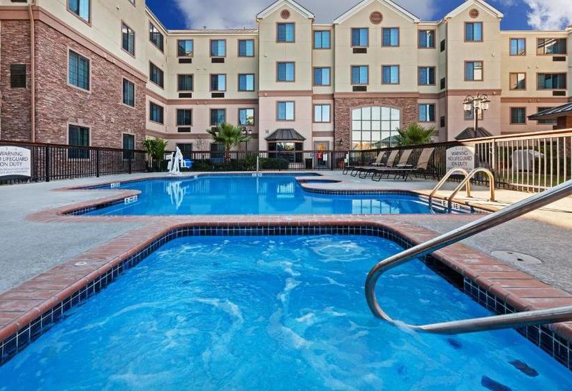 호텔 Staybridge Suites Northwest Near Six Flags Fiesta, An Ihg