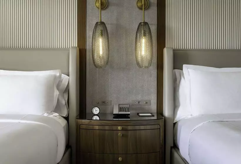 هتل Waldorf Astoria Orlando   An Official Walt Disney World®