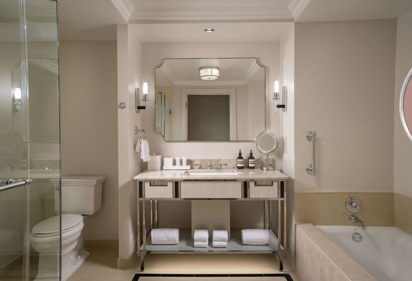 فندق Waldorf Astoria Orlando   An Official Walt Disney World®