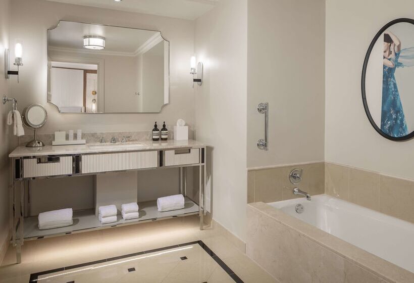 فندق Waldorf Astoria Orlando   An Official Walt Disney World®