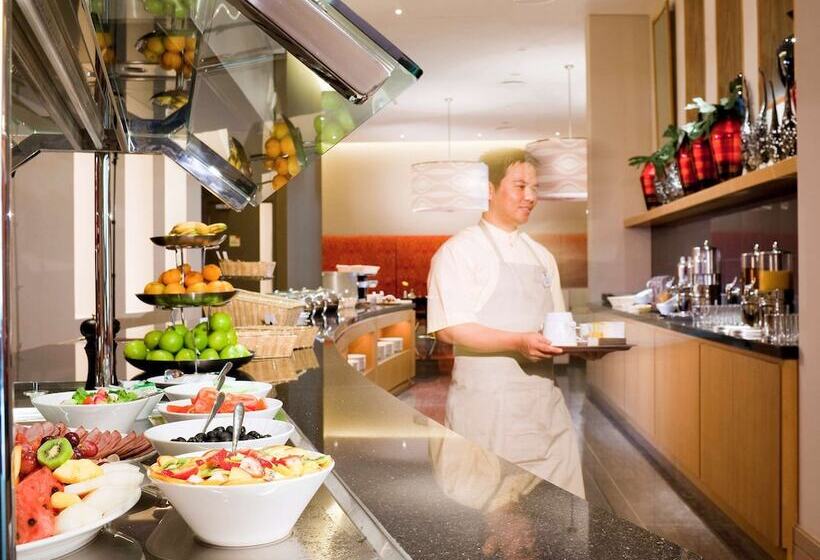 Novotel Suites Mall Avenue Dubai