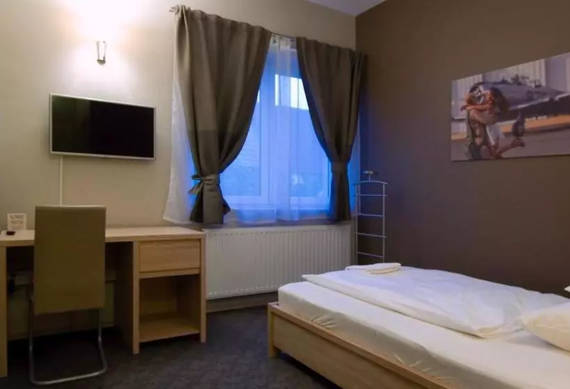 ベッドアンドブレックファースト Varga Ház Panzió