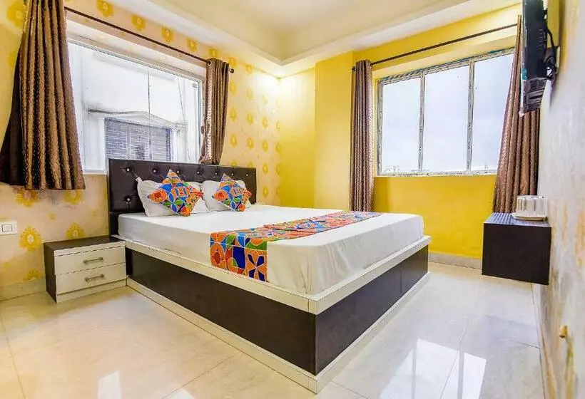 Collection O Hotel Paradise Near Chinar Park