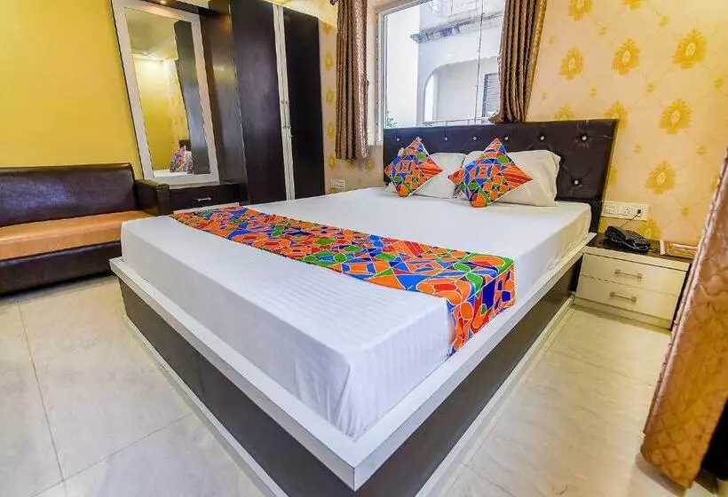 Collection O Hotel Paradise Near Chinar Park