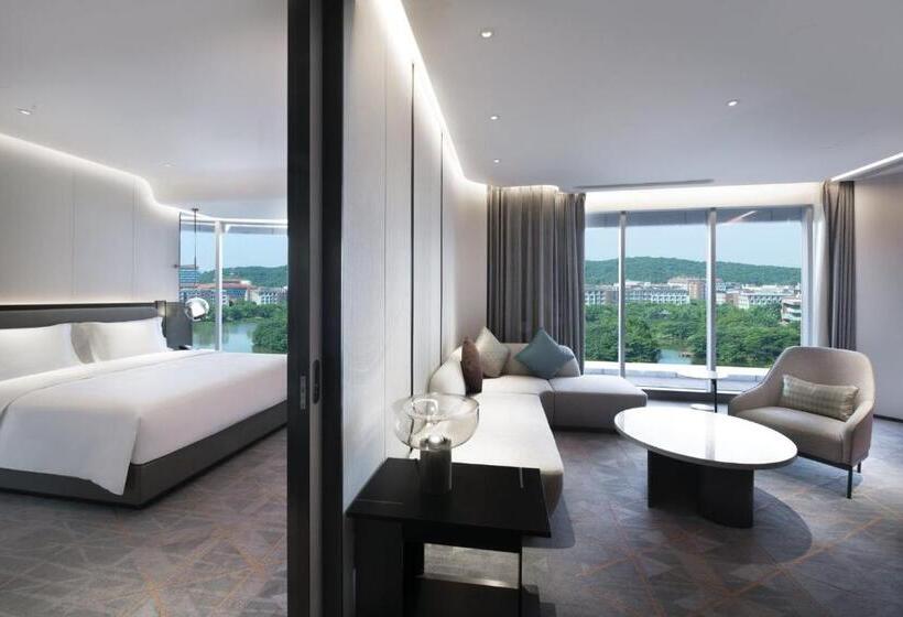 Hotel Crowne Plaza Wuhan Optics Valley, An Ihg