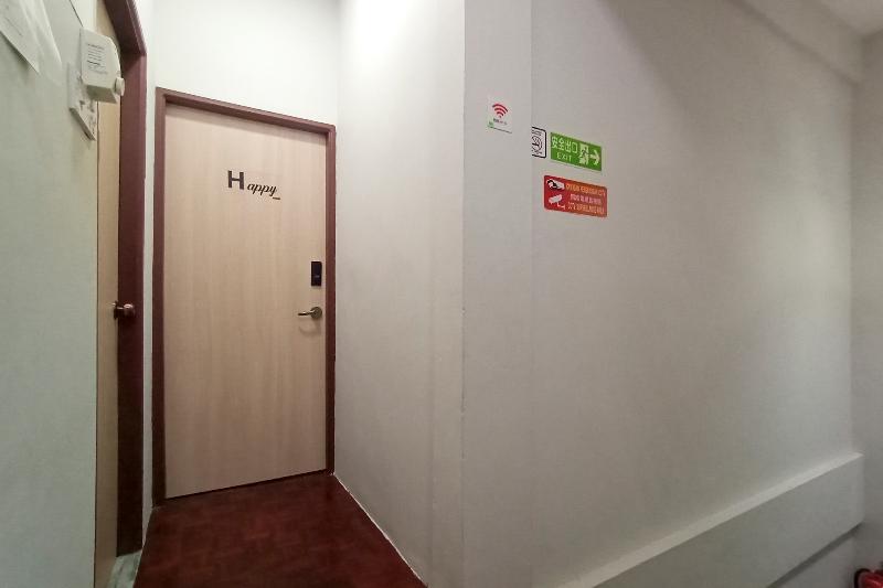 호텔 Oyo 90261 Hom2rex Kuching Homestay