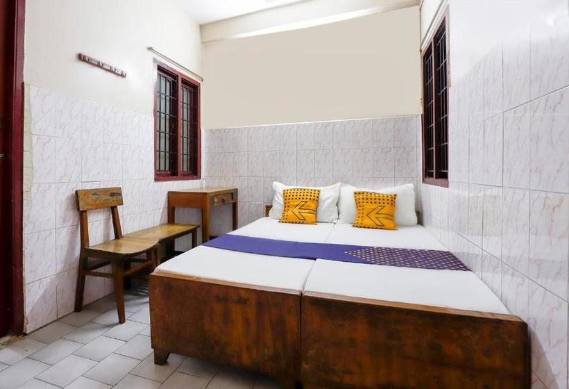 בית מלון כפרי Spot On 69105 Breeze Lodge