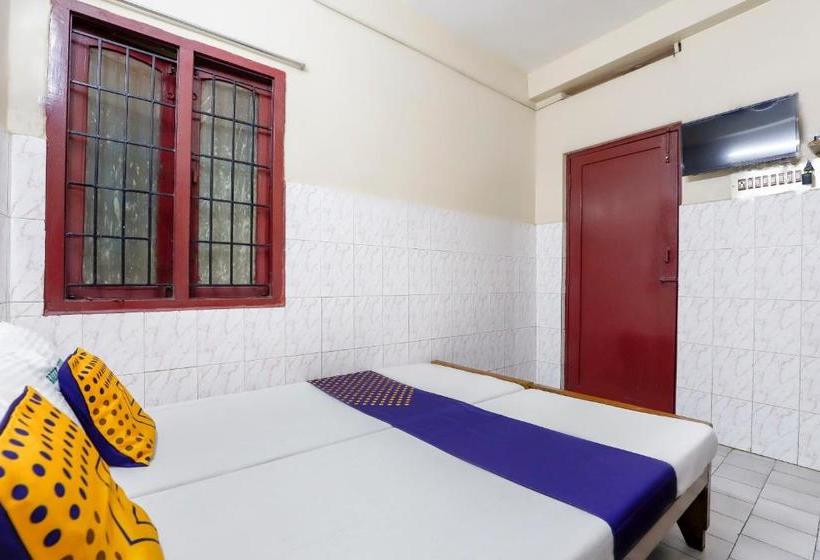 בית מלון כפרי Spot On 69105 Breeze Lodge